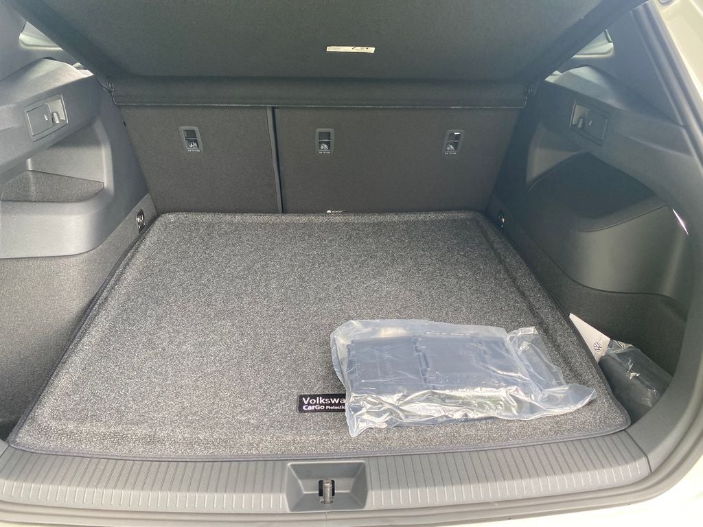 2026 Volkswagen Tiguan 2.0T SEL R-Line