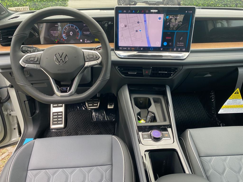 2026 Volkswagen Tiguan 2.0T SEL R-Line