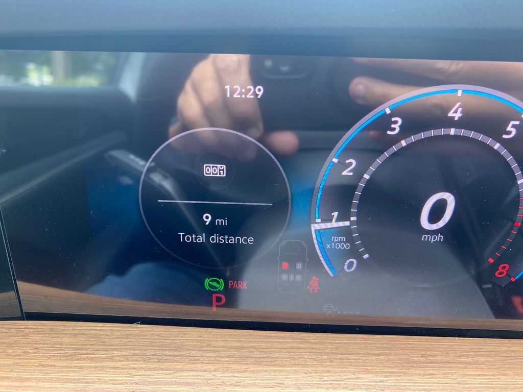 2026 Volkswagen Tiguan 2.0T SEL R-Line