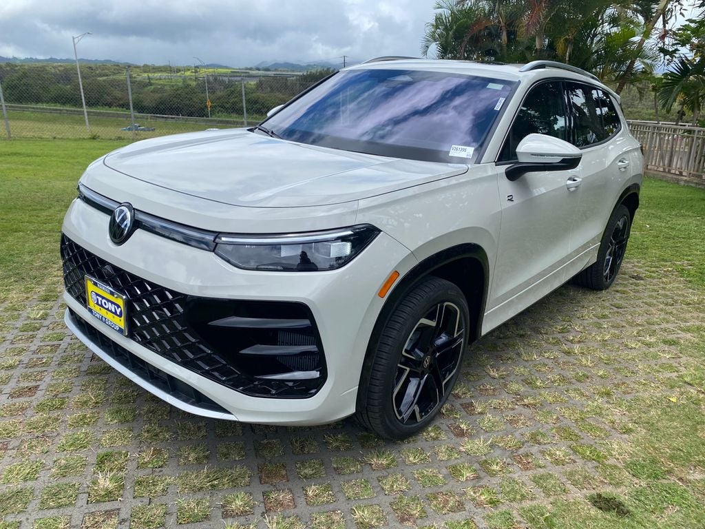 2026 Volkswagen Tiguan 2.0T SEL R-Line