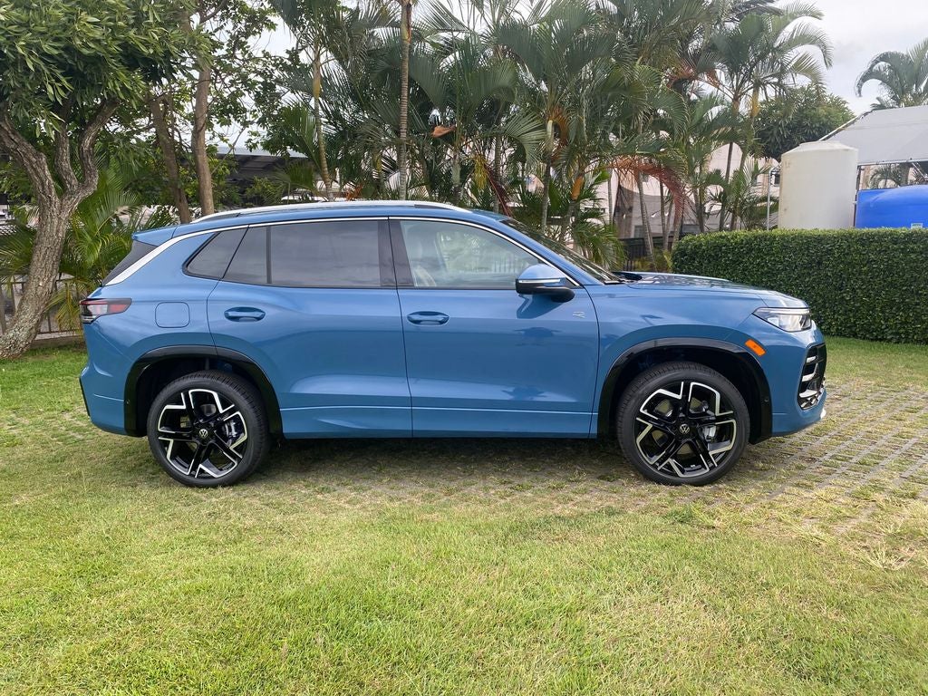 2026 Volkswagen Tiguan 2.0T SEL R-Line Turbo