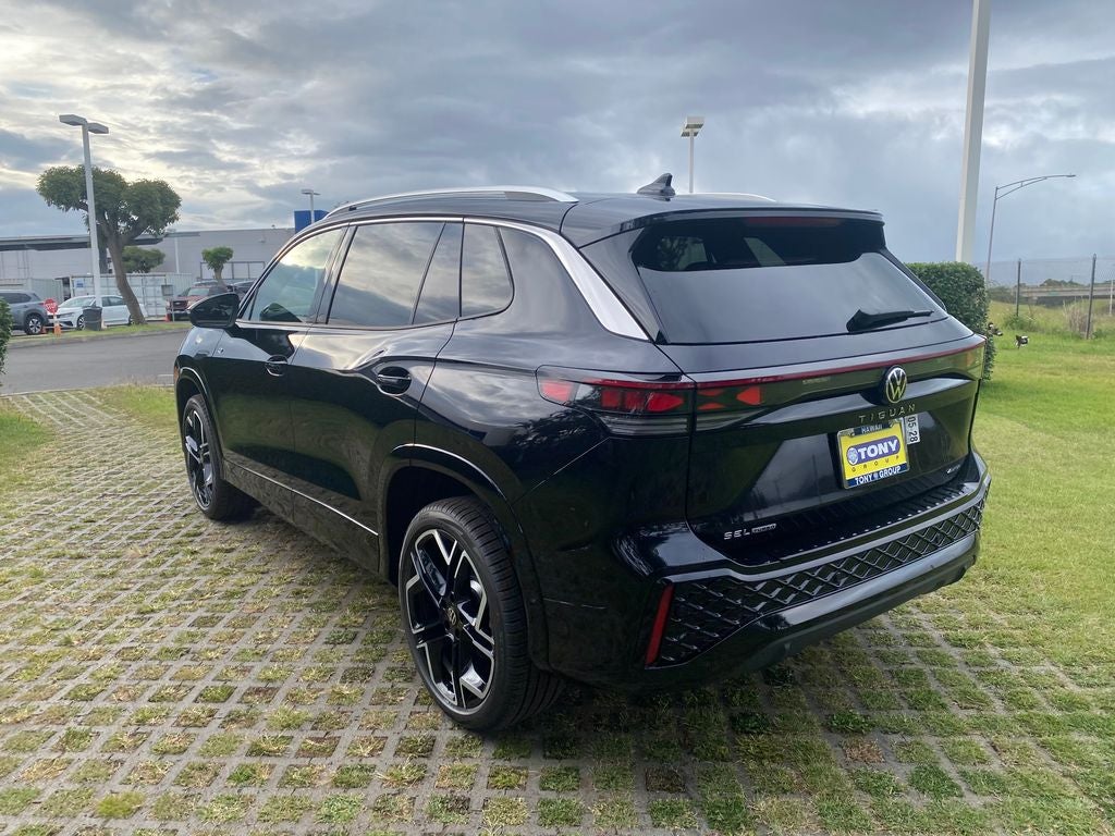 2026 Volkswagen Tiguan 2.0T SEL R-Line Turbo