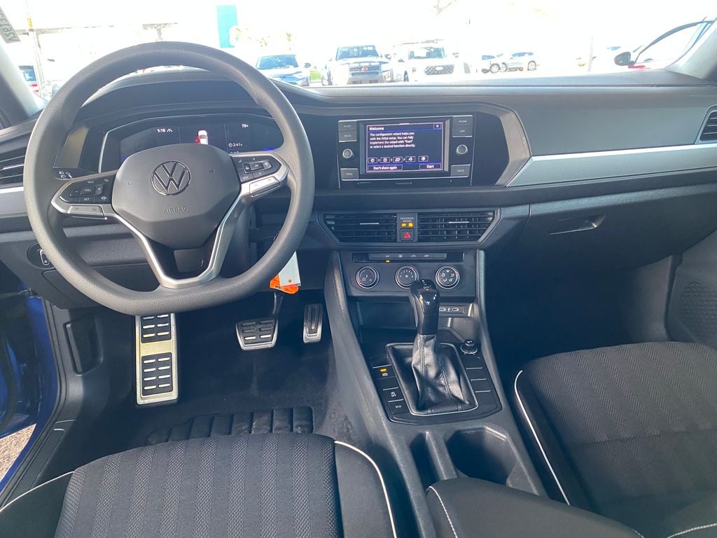 2023 Volkswagen Jetta Base
