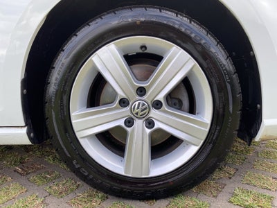 2018 Volkswagen Golf SportWagen Base