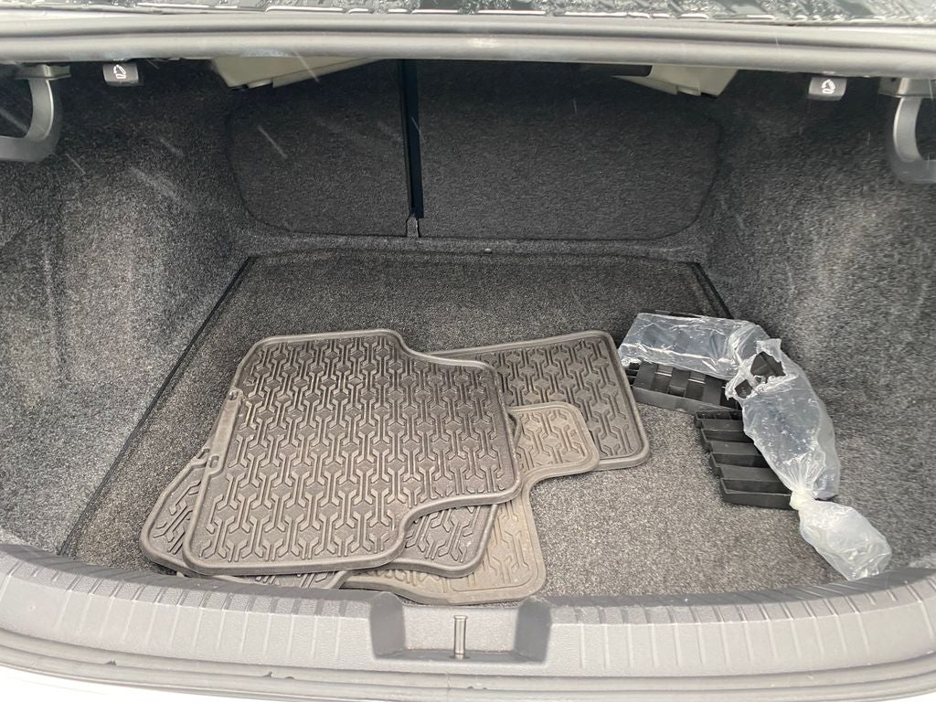 2022 Volkswagen Jetta Base