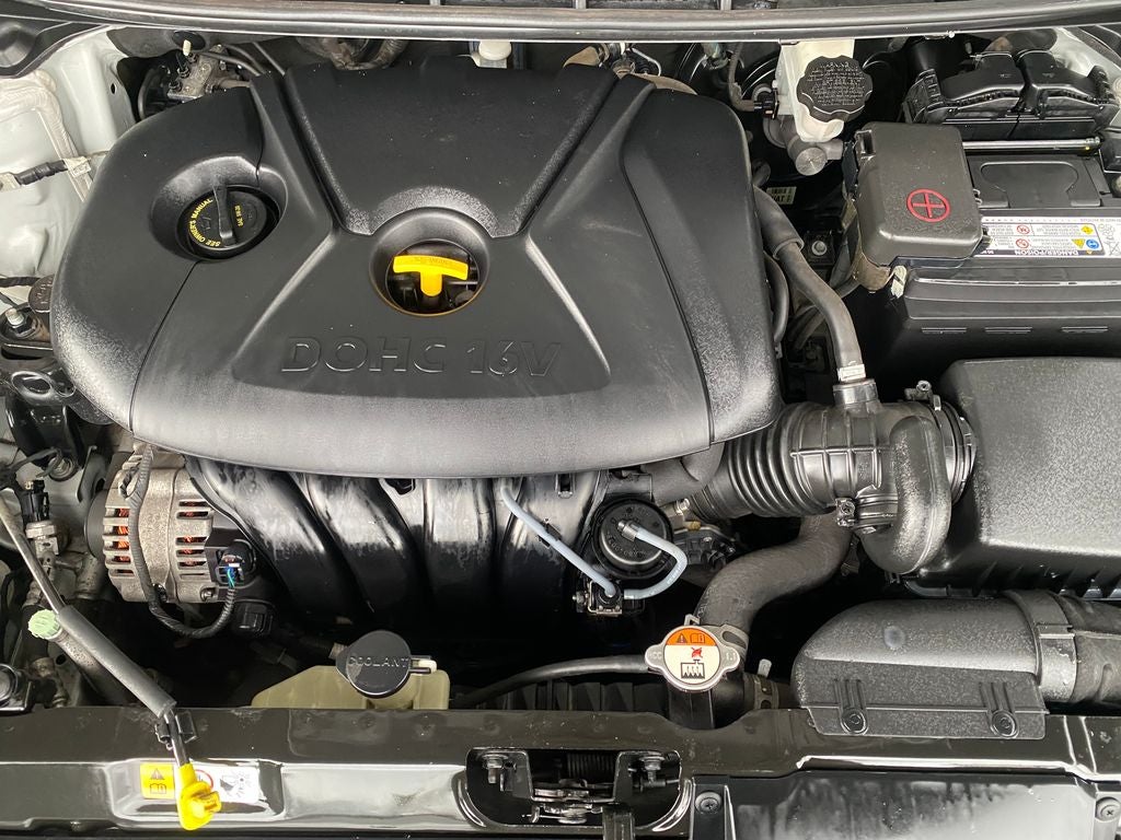 2016 Hyundai Elantra Base