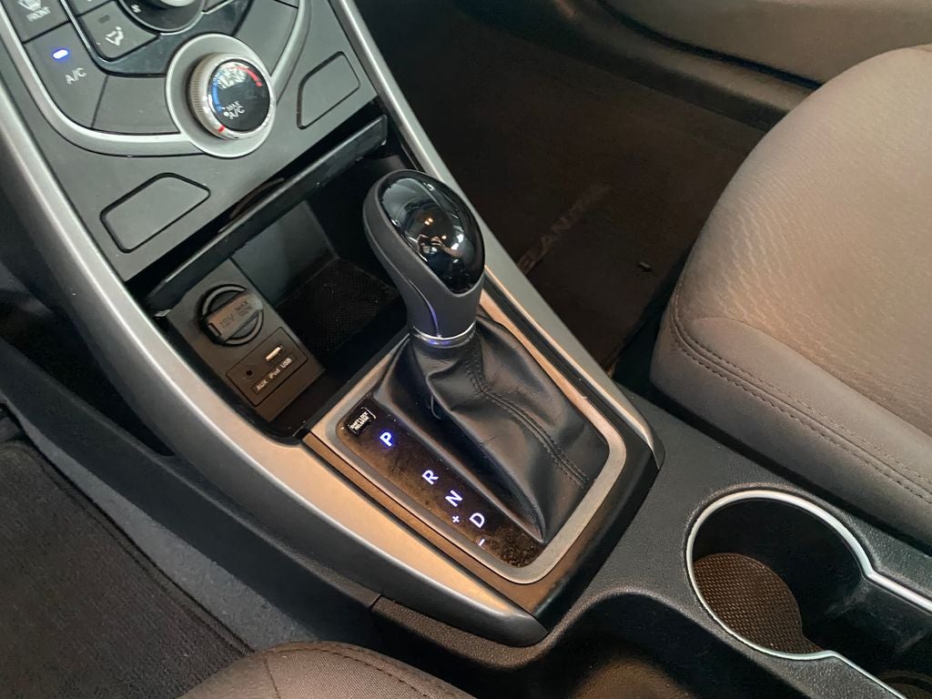 2016 Hyundai Elantra Base