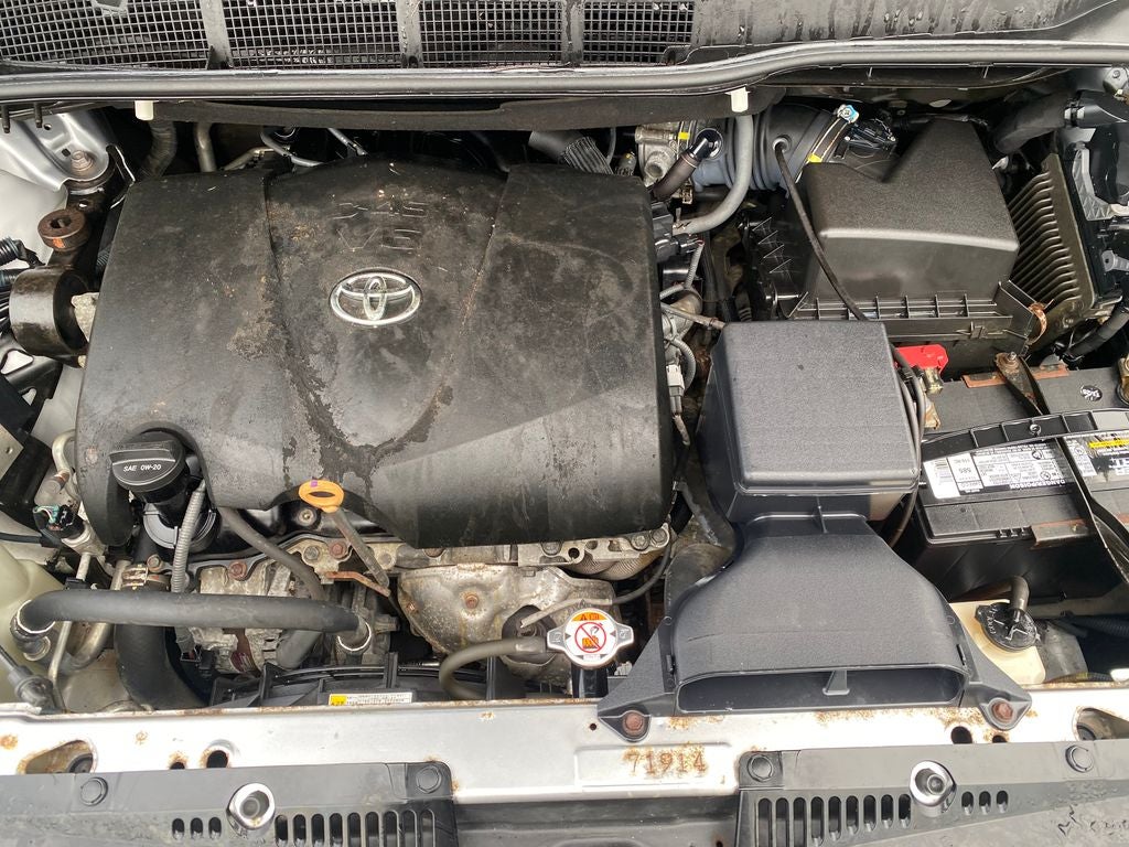 2018 Toyota Sienna Base