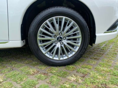 2019 Mitsubishi Outlander PHEV Base