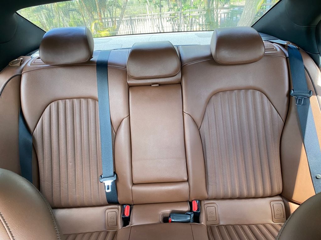 2021 Genesis G70 Base