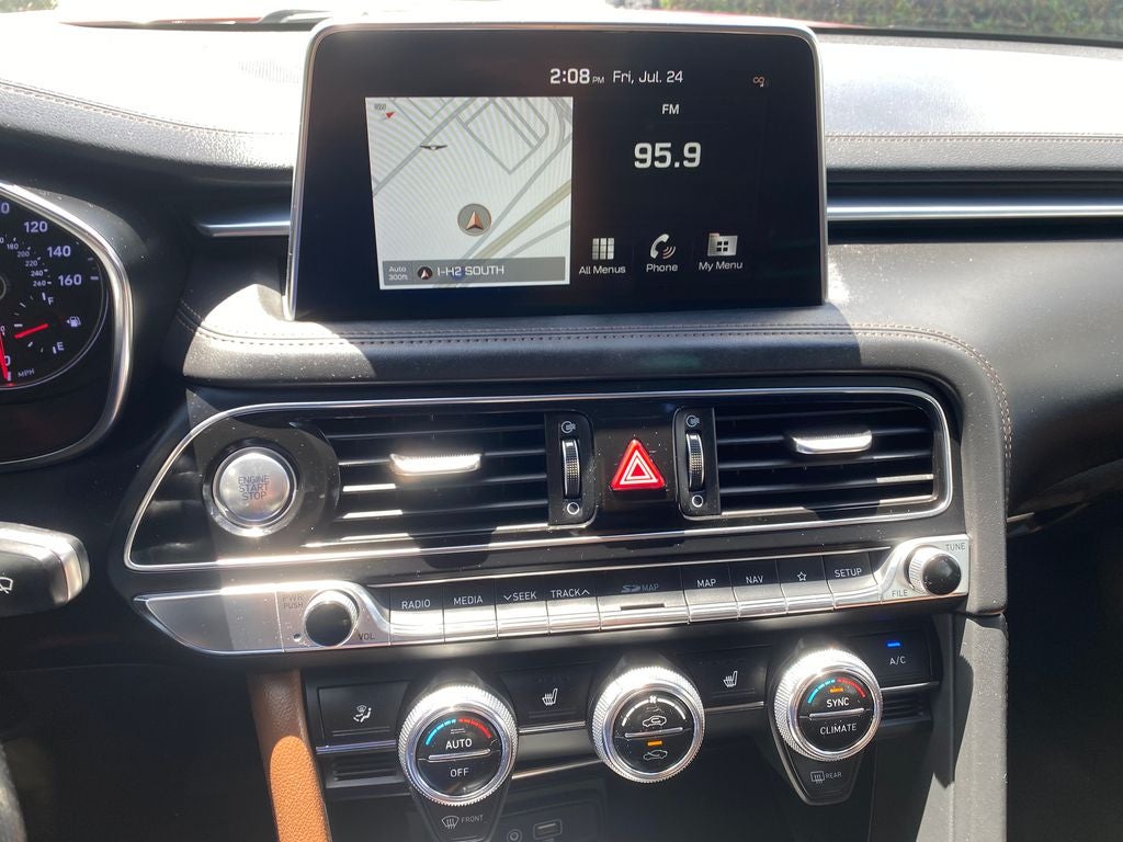 2021 Genesis G70 Base