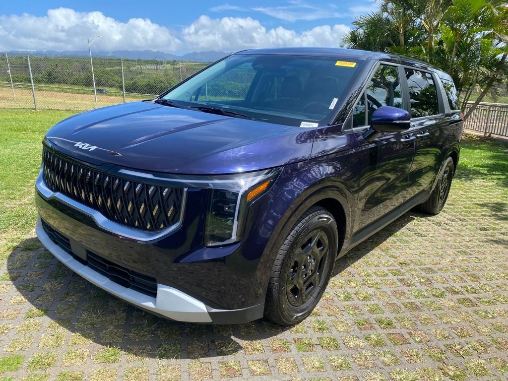 2025 Kia Carnival Base