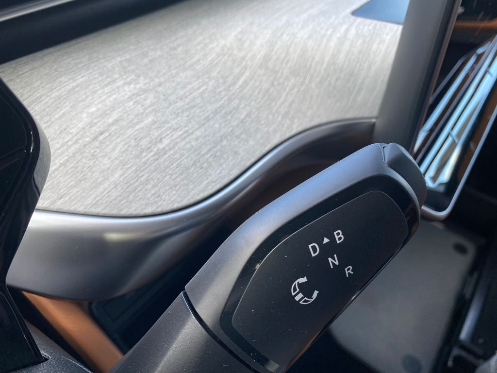 2025 Volkswagen ID. Buzz Pro S Plus