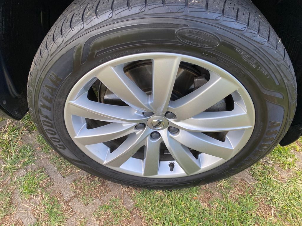 2017 Volvo XC90 Base