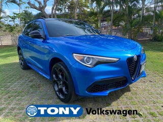 2022 Alfa Romeo Stelvio Base